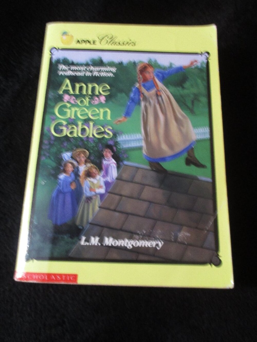 Apple Classics Anne of Green Gables by L.M. Montgomery Young Reader Book